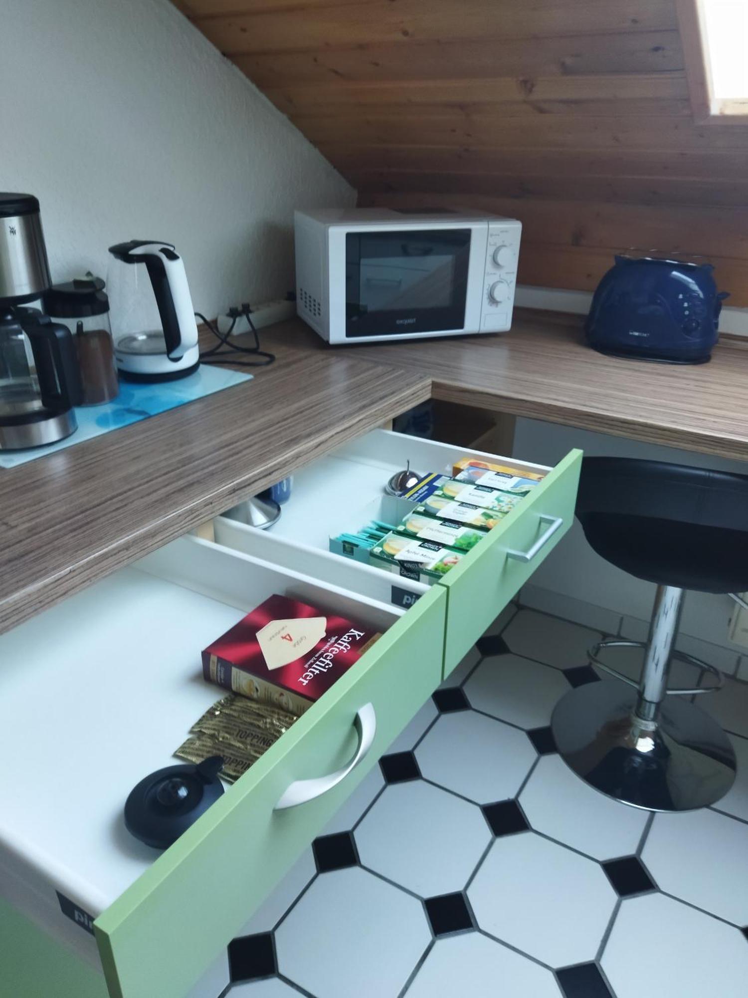 Aussergewoehnliche Atelierferienwohnung Mit Balkon An Der Donau Winzer 外观 照片