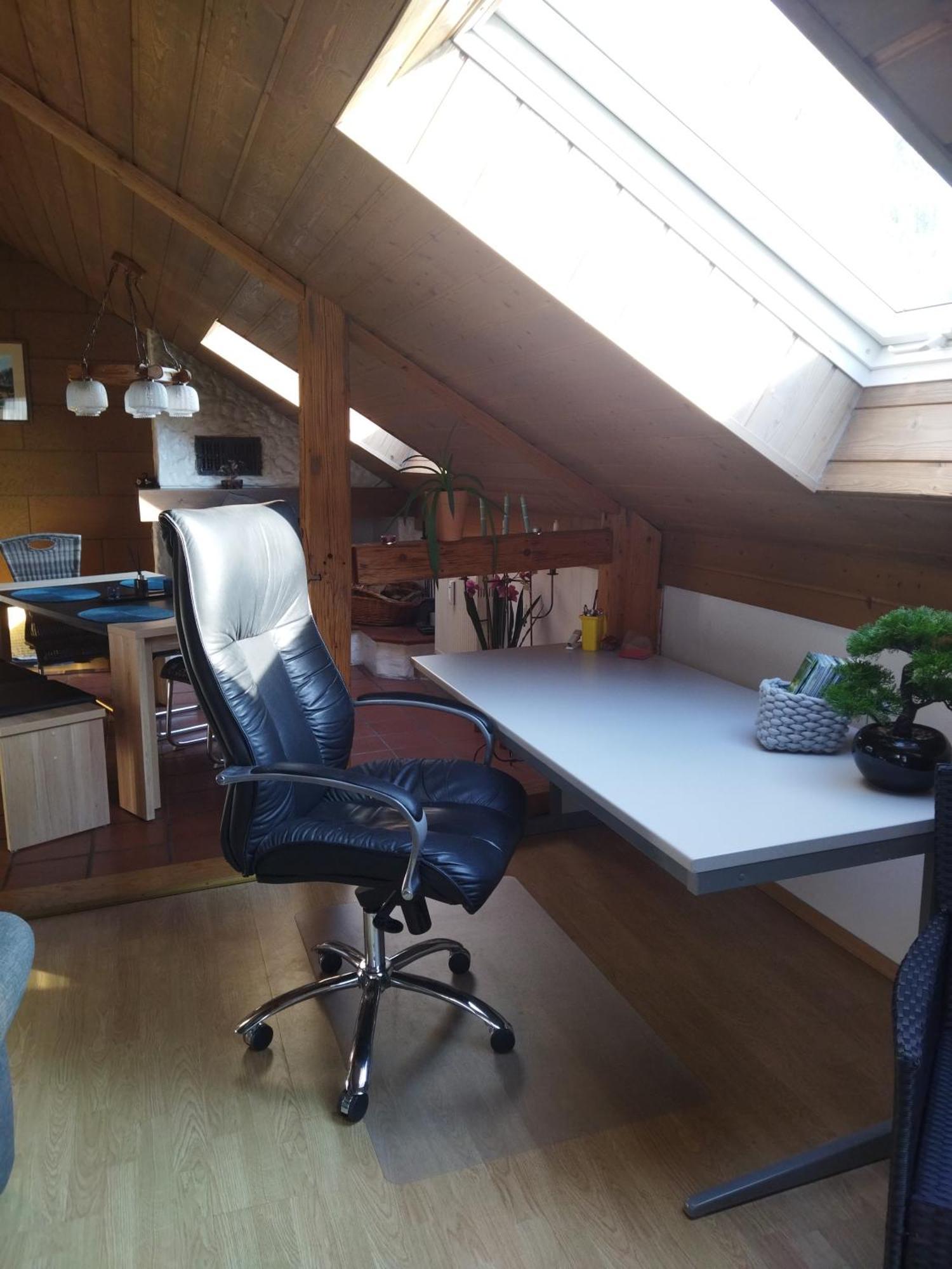 Aussergewoehnliche Atelierferienwohnung Mit Balkon An Der Donau Winzer 外观 照片